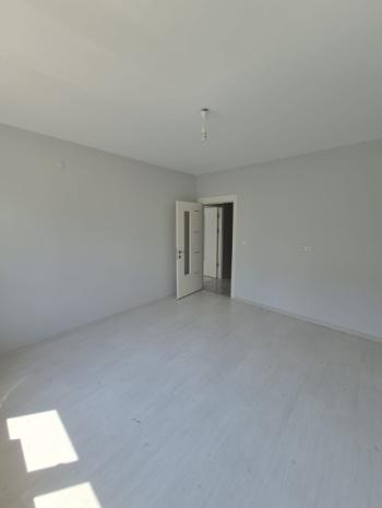 AFYON ÜÇOK EMLAKTAN MAREŞAL F ÇAKMAK MAH KİRALIK LÜX 3+1 GENİŞ BAKIMLI DAİRE