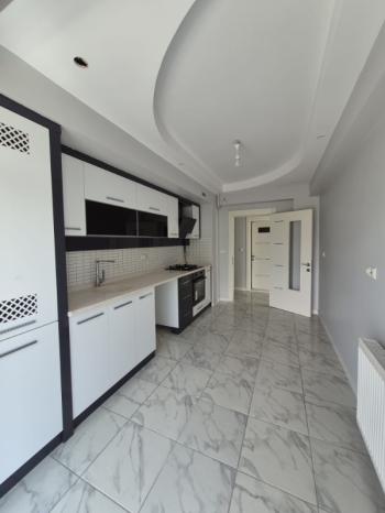AFYON ÜÇOK EMLAKTAN MAREŞAL F ÇAKMAK MAH KİRALIK LÜX 3+1 GENİŞ BAKIMLI DAİRE