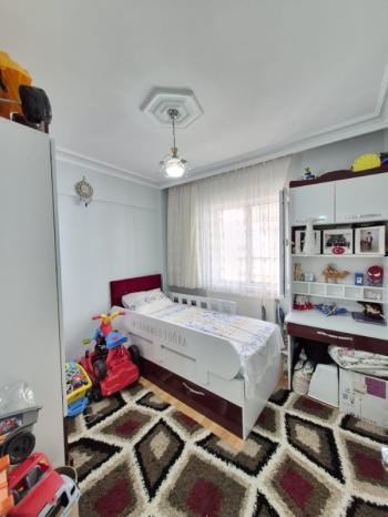 AFYON ÜÇOK EMLAKTAN MAREŞAL FEVZİ ÇAKMAK MAH 2+1 95M² TEMİZ BAKIMLI SATILIK DAİRE 