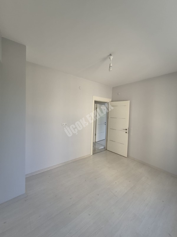 AFYON ÜÇOK EMLAKTAN MAREŞAL F ÇAKMAK MAH KİRALIK LÜX 3+1 GENİŞ BAKIMLI DAİRE