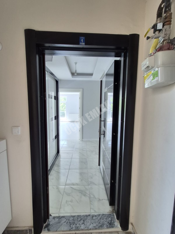 AFYON ÜÇOK EMLAKTAN MAREŞAL F ÇAKMAK MAH KİRALIK LÜX 3+1 GENİŞ BAKIMLI DAİRE