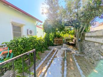 Akbük Sultan Homes’ta Deniz Manzaralı Havuzlu Eşyalı 2+1 Çatı Dubleksi