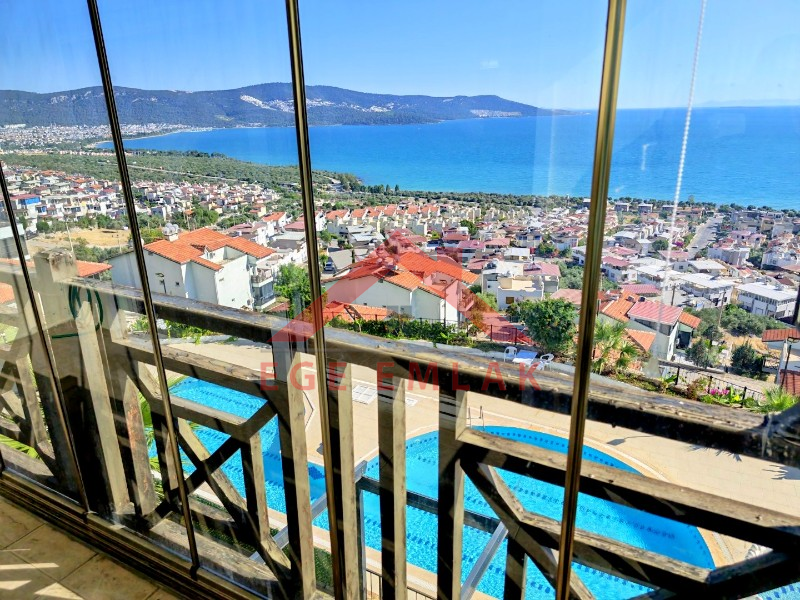 Akbük Sultan Homes’ta Deniz Manzaralı Havuzlu Eşyalı 2+1 Çatı Dubleksi