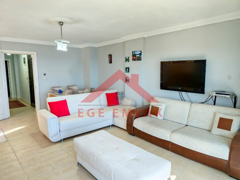 Akbük Sultan Homes’ta Deniz Manzaralı Havuzlu Eşyalı 2+1 Çatı Dubleksi