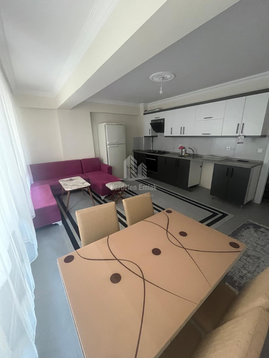 ÜNİVERSİTE BÖLGESİNDE KİRALIK EŞYALI 1+1 DAİRE