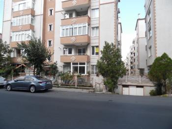 MUHİTTİN MAHALLESİNDE SALİH OMURTAK CADDESİNE YAKIN 3+1 KİRALIK DAİRE 