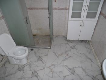 MUHİTTİN MAHALLESİNDE SALİH OMURTAK CADDESİNE YAKIN 3+1 KİRALIK DAİRE 