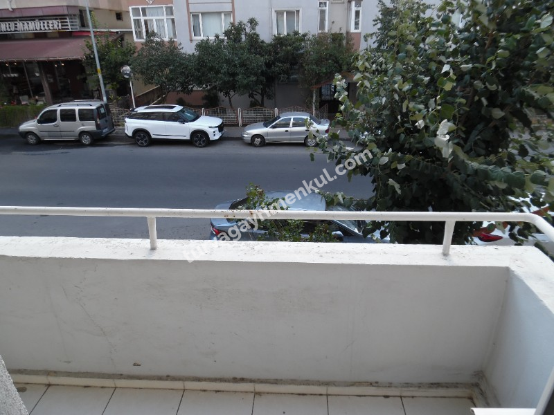 MUHİTTİN MAHALLESİNDE SALİH OMURTAK CADDESİNE YAKIN 3+1 KİRALIK DAİRE 