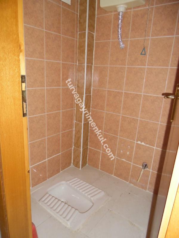 MUHİTTİN MAHALLESİNDE SALİH OMURTAK CADDESİNE YAKIN 3+1 KİRALIK DAİRE 