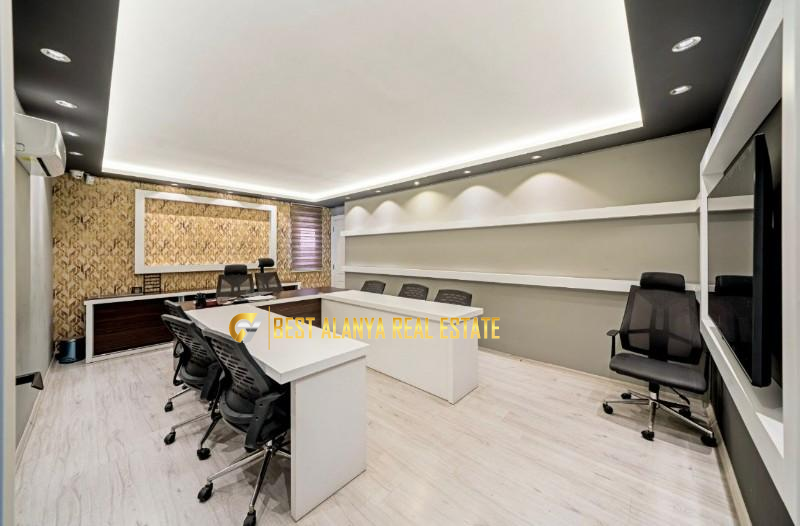 ŞEKERHANE MAHALLESİ SATILIK 3 KATLI TİCARİ DÜKKAN ALANYA ANTALYA TÜRKİYE