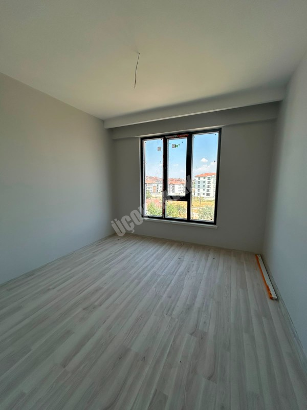 AFYON ÜÇOK EMLAKTAN ALİ İHSAN PAŞA MAH 3+1 110M² SIFIR LÜX SATILIK DAİRE 