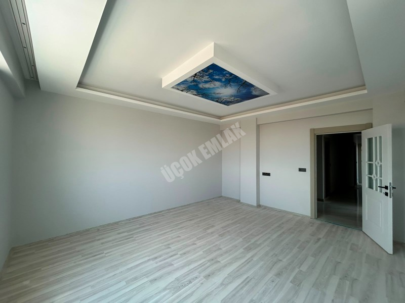 AFYON ÜÇOK EMLAKTAN ALİ İHSAN PAŞA MAH 3+1 110M² SIFIR LÜX SATILIK DAİRE 