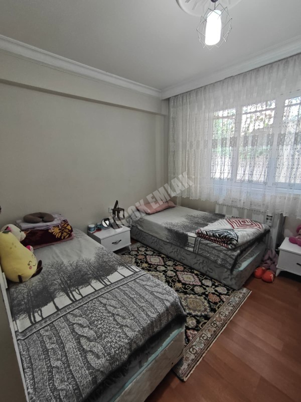 AFYON ÜÇOK EMLAKTAN ESENTEPE MAH 2+1 100M² TEMİZ BAKIMLI SATILIK DAİRE 