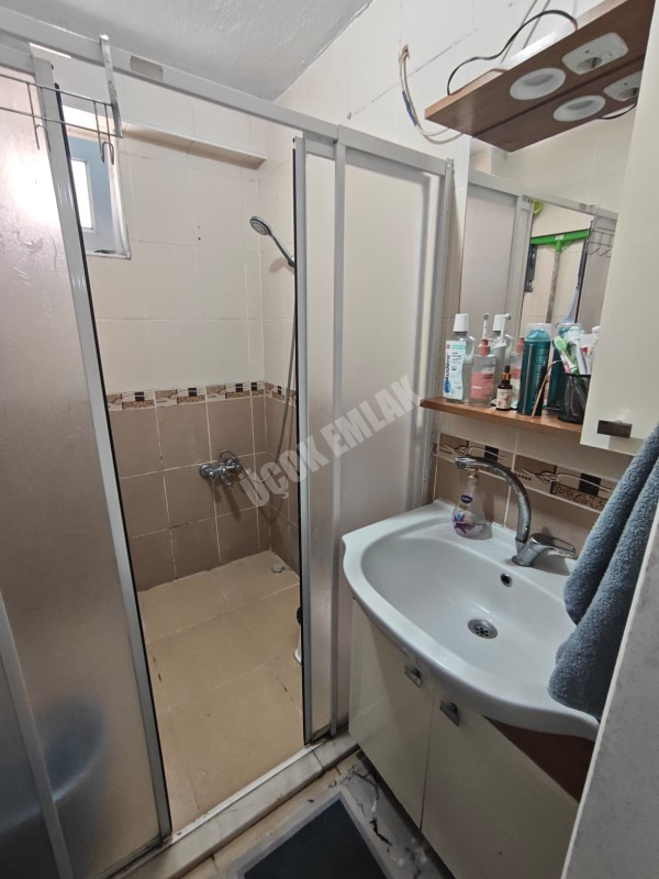 AFYON ÜÇOK EMLAKTAN ESENTEPE MAH 2+1 100M² TEMİZ BAKIMLI SATILIK DAİRE 