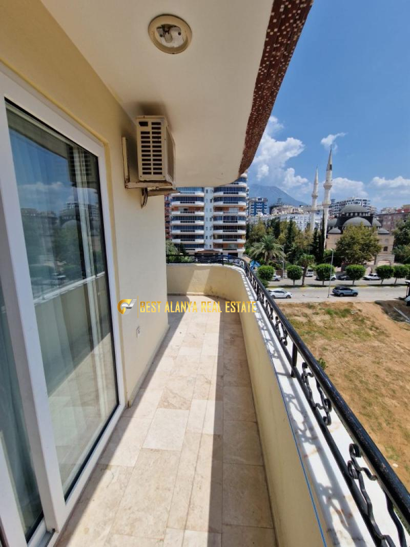 MAHMUTLAR BARBAROS CADDESİ PRESTİJ 1 REZİDANS’TA 3+1 EŞYALI KİRALIK DAİRE