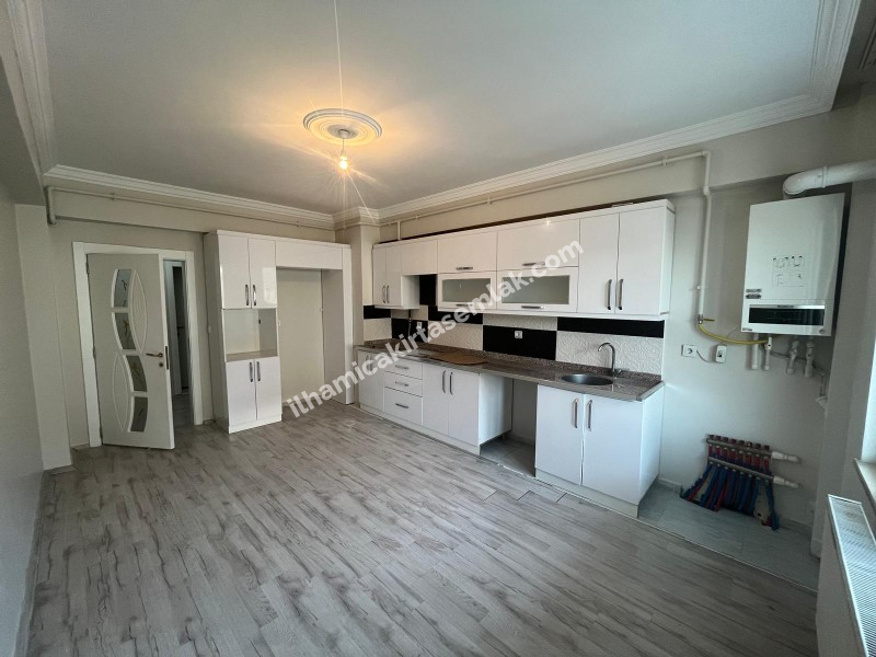 ALİPAŞA MAHALLESİNDE SATILIK GENİŞ 3+1 DAİRE