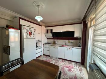AFYON ÜÇOK EMLAKTAN ESENTEPE MAH SATILIK 3+1 CADDE ÜZERİ BAKIMLI LÜX DAİRE