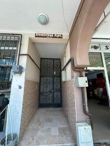 AFYON ÜÇOK EMLAKTAN ESENTEPE MAH SATILIK 3+1 CADDE ÜZERİ BAKIMLI LÜX DAİRE