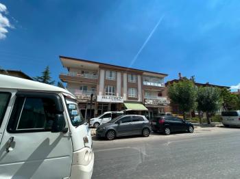 AFYON ÜÇOK EMLAKTAN ESENTEPE MAH SATILIK 3+1 CADDE ÜZERİ BAKIMLI LÜX DAİRE