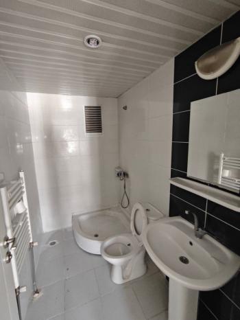 AFYON ÜÇOK EMLAKTAN UYDUKENT OTOGAR TOKİ DE KİRALIK 3+1 BAKIMLI GENİŞ DAİRE
