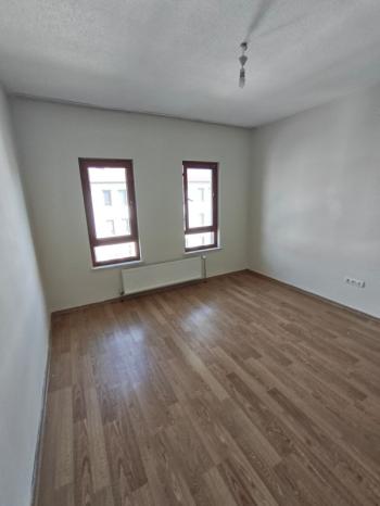 AFYON ÜÇOK EMLAKTAN UYDUKENT OTOGAR TOKİ DE KİRALIK 3+1 BAKIMLI GENİŞ DAİRE