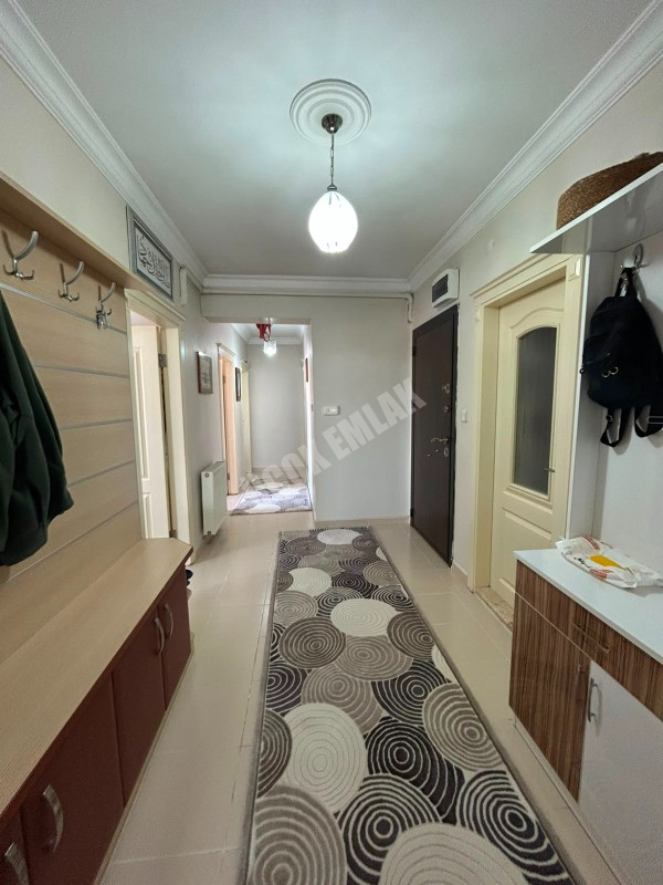 AFYON ÜÇOK EMLAKTAN ESENTEPE MAH SATILIK 3+1 CADDE ÜZERİ BAKIMLI LÜX DAİRE