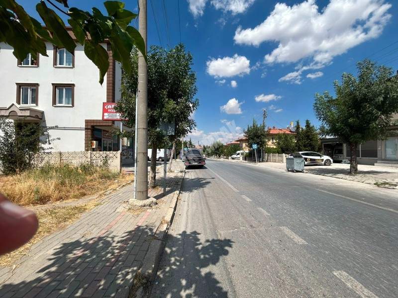 AFYON ÜÇOK EMLAKTAN ESENTEPE MAH SATILIK 3+1 CADDE ÜZERİ BAKIMLI LÜX DAİRE
