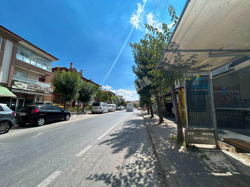 AFYON ÜÇOK EMLAKTAN ESENTEPE MAH SATILIK 3+1 CADDE ÜZERİ BAKIMLI LÜX DAİRE