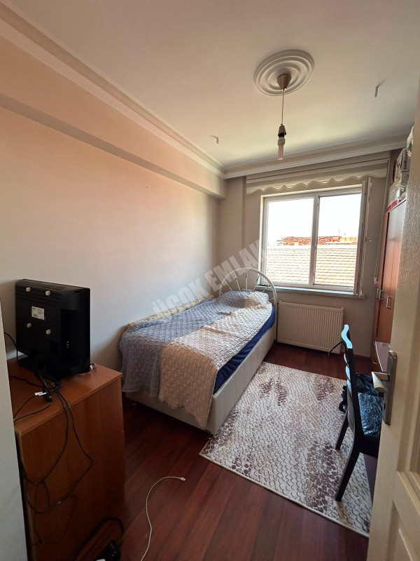 AFYON ÜÇOK EMLAKTAN ESENTEPE MAH SATILIK 3+1 CADDE ÜZERİ BAKIMLI LÜX DAİRE