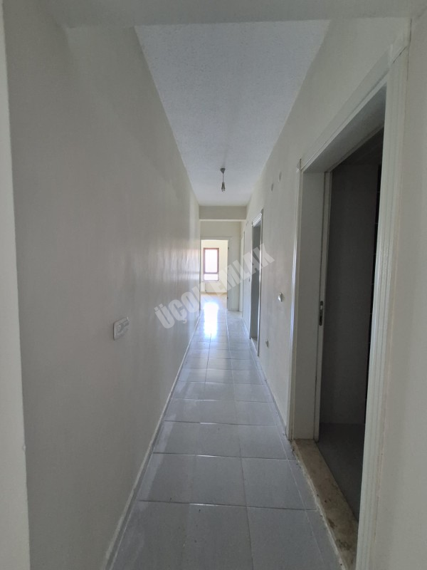 AFYON ÜÇOK EMLAKTAN UYDUKENT OTOGAR TOKİ DE KİRALIK 3+1 BAKIMLI GENİŞ DAİRE
