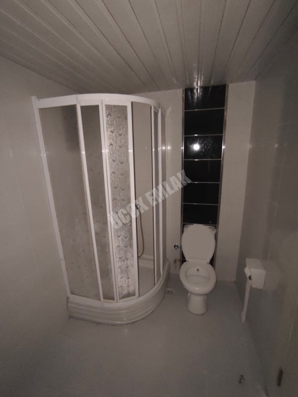 AFYON ÜÇOK EMLAKTAN UYDUKENT OTOGAR TOKİ DE KİRALIK 3+1 BAKIMLI GENİŞ DAİRE