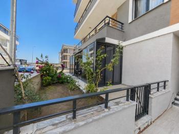 Didim Hisar Mahallesi'nde Bahçe Kullanımlı Satılık 1+1 Daire