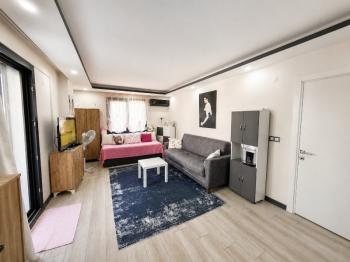 Didim Hisar Mahallesi'nde Bahçe Kullanımlı Satılık 1+1 Daire