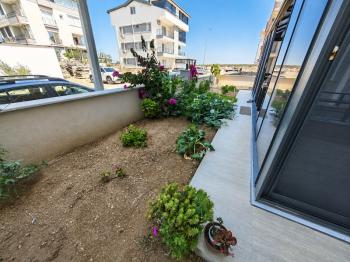 Didim Hisar Mahallesi'nde Bahçe Kullanımlı Satılık 1+1 Daire