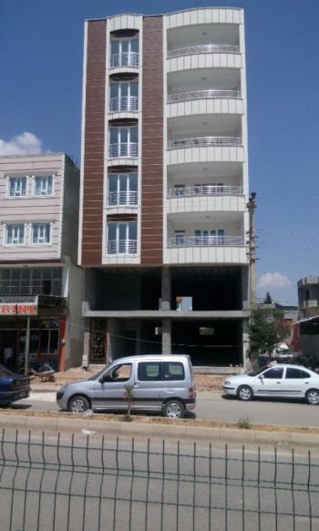 YILMAZ EMLAK'TAN KAHTA TEDAŞ KAVŞAĞINDA KİRALIK 3+1 DAİRE
