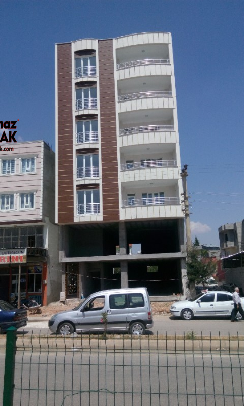 YILMAZ EMLAK'TAN KAHTA TEDAŞ KAVŞAĞINDA KİRALIK 3+1 DAİRE
