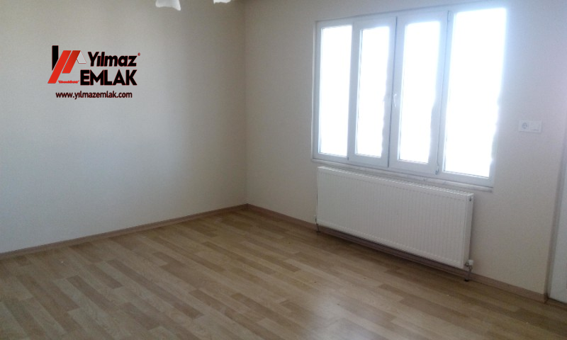 YILMAZ EMLAK'TAN KAHTA TEDAŞ KAVŞAĞINDA KİRALIK 3+1 DAİRE