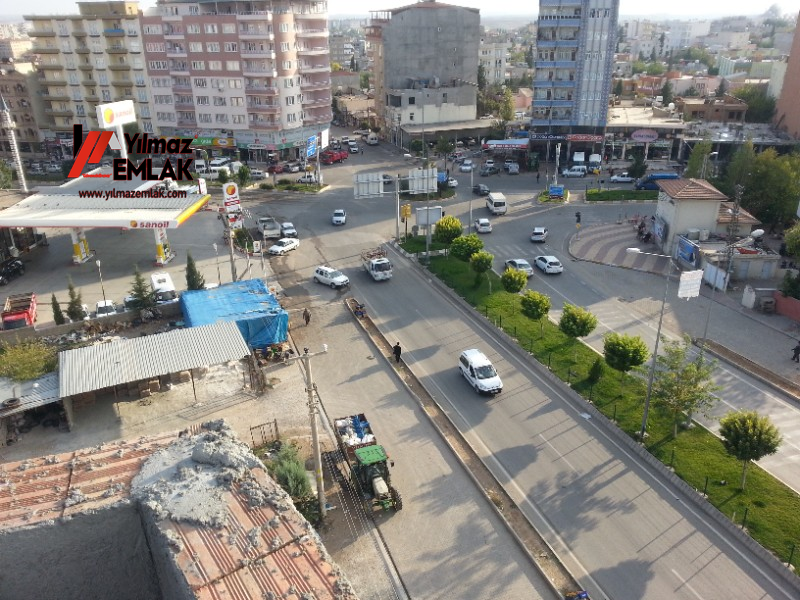 YILMAZ EMLAK'TAN KAHTA TEDAŞ KAVŞAĞINDA KİRALIK 3+1 DAİRE