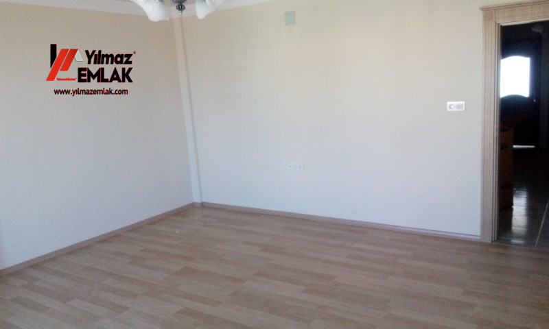 YILMAZ EMLAK'TAN KAHTA TEDAŞ KAVŞAĞINDA KİRALIK 3+1 DAİRE