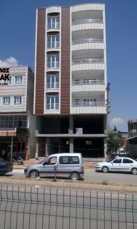 YILMAZ EMLAK'TAN KAHTA TEDAŞ KAVŞAĞINDA KİRALIK 3+1 DAİRE