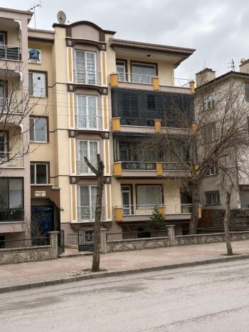 * AFYON ÜÇOK EMLAKTAN GÜVENEVLER MAH 3+1 115M² TEMİZ BAKIMLI SATILIK DAİRE *