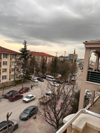 * AFYON ÜÇOK EMLAKTAN GÜVENEVLER MAH 3+1 115M² TEMİZ BAKIMLI SATILIK DAİRE *