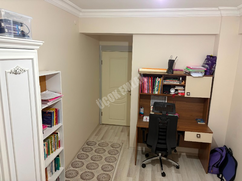 * AFYON ÜÇOK EMLAKTAN GÜVENEVLER MAH 3+1 115M² TEMİZ BAKIMLI SATILIK DAİRE *
