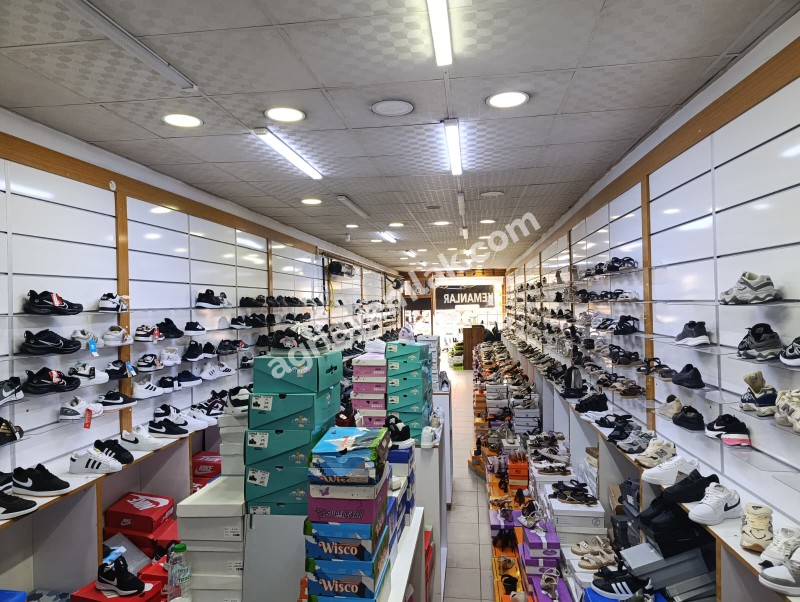 CUMHURİYET CADDESİNDE SATILIK PRESTİJLİ 129 M2 TİCARİ DÜKKAN