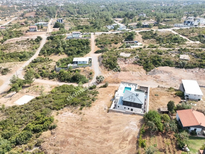 Didim Seyrantepede Satılık 600m2 Konumu Güzel İmarlı Arsa