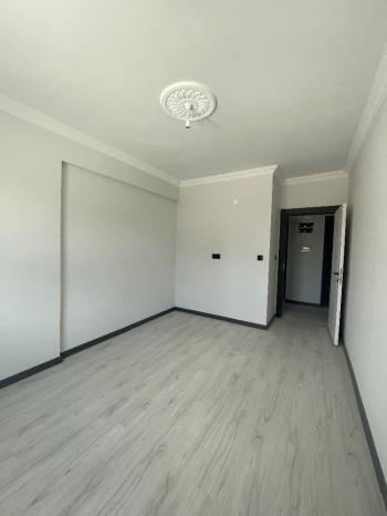 GÜVENAY - ÇORUM GÜLABİBEY MAHALLESİ KAPAKLI'DA SATILIK 2+1 SIFIR DAİRE