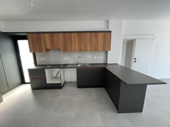 KÜÇÜK KAYMAKLI 'DA YENİ SIFIR TÜRK MALI DAİRE 