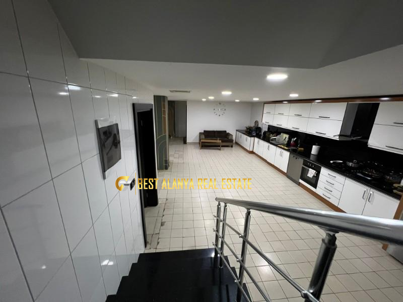 MAHMUTLAR BARBAROS CADDESİ KİRALIK 4 KATLI TİCARİ OFİS VE DÜKKAN