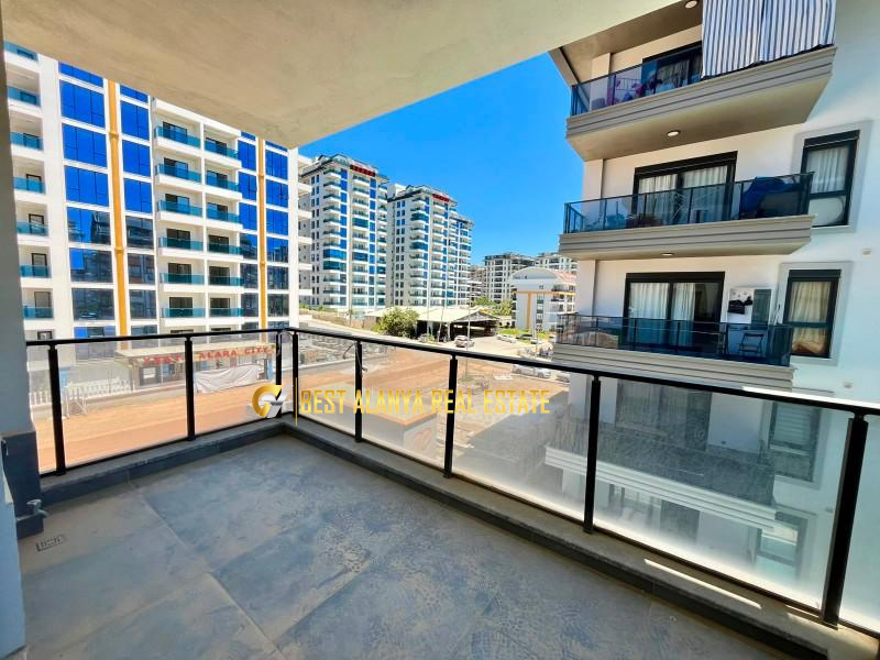 SONAS SAYAR – MAHMUTLAR ALANYA SATILIK 1+1 HAVUZ MANZARALI DAİRE