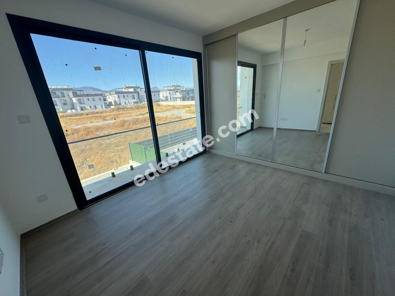 Lefkoşa Gönyeli'de Villalar Bölgesinde  3+1 SIFIR DUBLEX VİLLA (Lefkoşa'da içine daire alınır)
